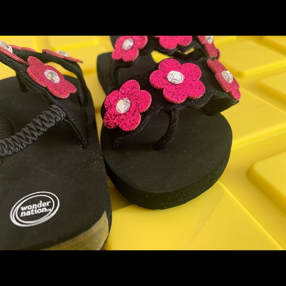 Glitter pink toddler sandals size 9-10 - Picture 3 of 5
